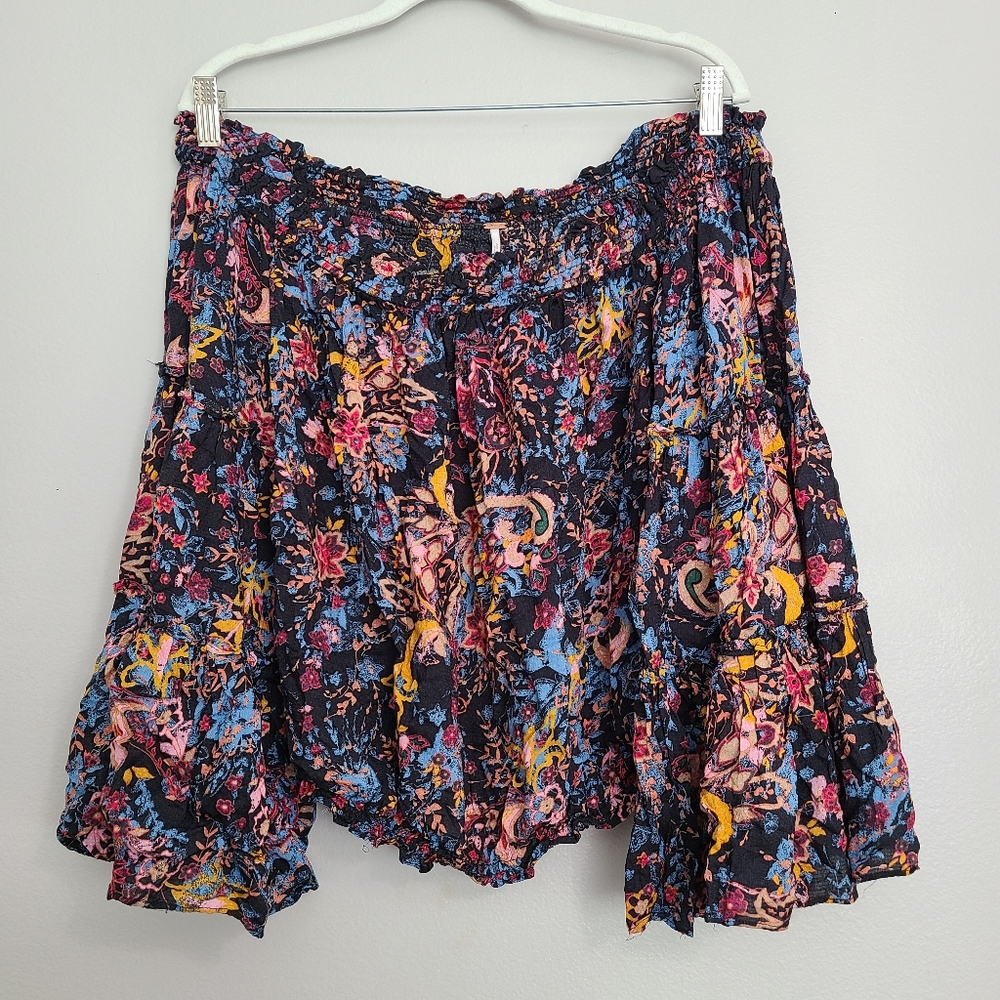 Free People Ruffle Bell Sleeve Off the Shoulder Cropped Floral Blouse Large
